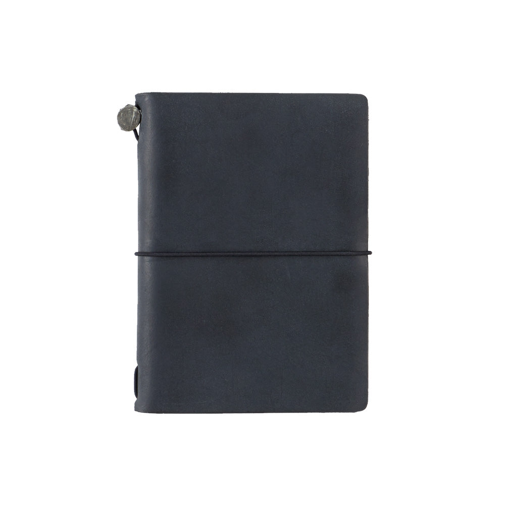 TN Traveler's Notebook - Black (Passport Size)