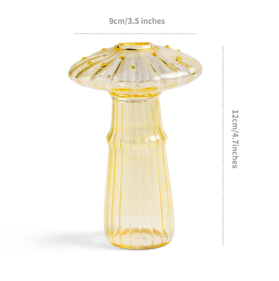 Mini Glass Mushroom Bud Vase / crème